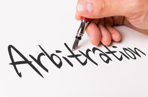 Pandemia zachęca do e-arbitrażu, do e-sądów "pukają" też zagraniczne firmy