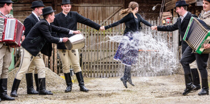 lany poniedzialek smigus dyngus wielkanoc