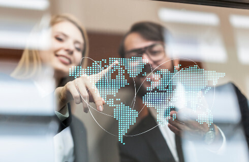 Praca zdalna to nie urlop - nie można bez wiedzy firmy wykonywać jej z zagranicy