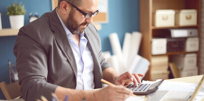 kalkulator ksiegowy liczenie 000001