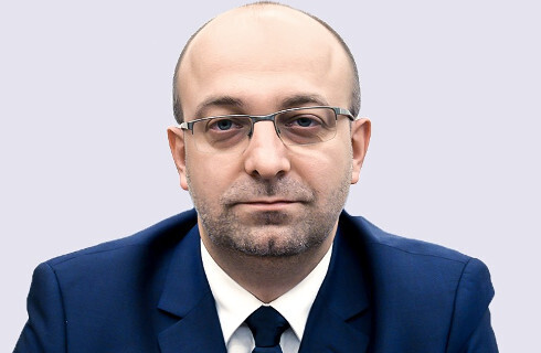 Sędzia Piebiak na urlopie dla ratowania zdrowia