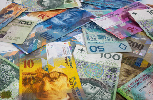 Frankowicza z wyrokiem unieważniającym kredyt czekają dalsze potyczki z bankiem