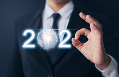 rok 2020 krawat garnitur