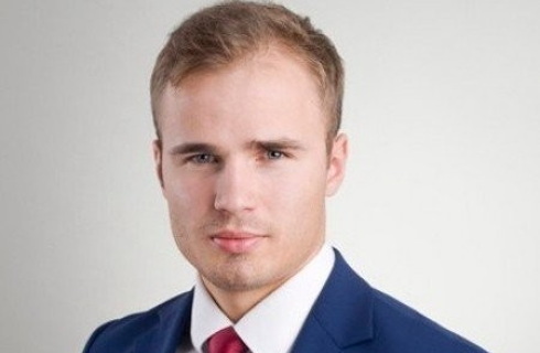 Sąd Najwyższy szuka złotego środka w sporze o moc wiążącą prawomocnego wyroku