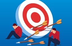 dziurawa tarcza porazka niewypal