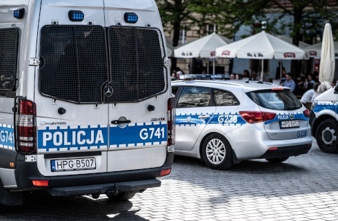 Sąd: Mandat nie przesądza o utracie zasiłku chorobowego