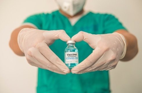 koronowirus szczepionka