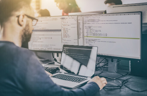 WSA: E-mail z informacją o odejściu z pracy może naruszyć RODO