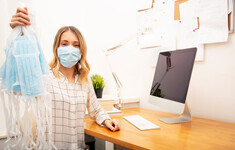 koronawirus maseczka maska zapas