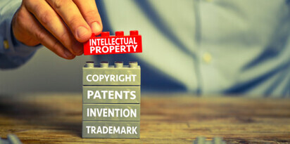 copyright patent wlasnosc intelektualna znak towarowy