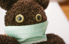 koronawirus maseczka maska mis