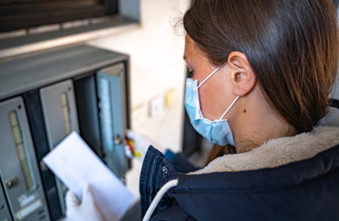 Wybory tylko korespondencyjne w gminie lub regionie możliwe, ale trudne i ryzykowne