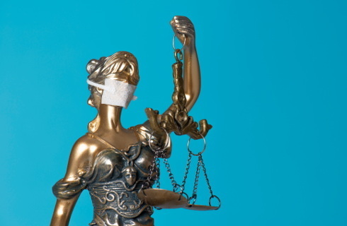 temida koronawirus maseczka