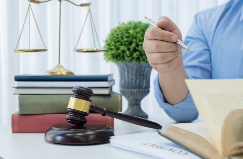 Niepewny los nowego kodeksu etyki adwokackiej, "nowa" NRA chce dyskusji