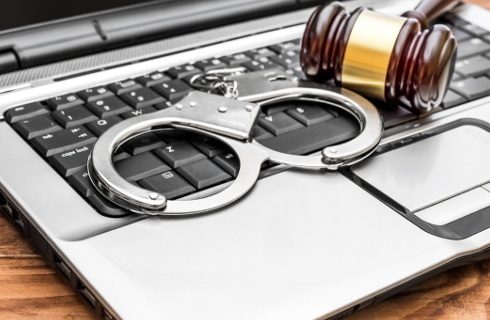 Nowelizacje "pod wpływem emocji" i niedbała legislacja psują procedurę karną