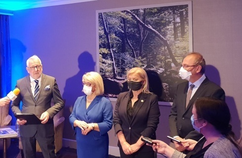 protest medykow prezesi 13 10 2021 r