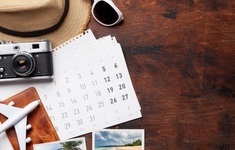 wakacje podroze kalendarz samolot