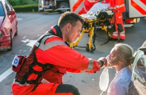 Ryzykowny falstart z rozszerzaniem uprawnień ratowników medycznych