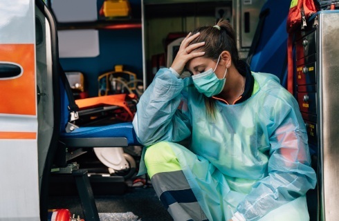 Ratownicy medyczni jednak bez dodatkowych uprawnień