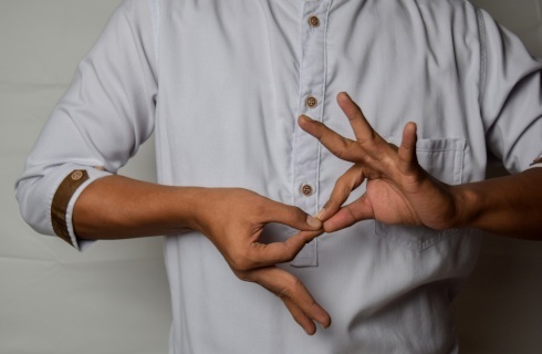 Państwo głuche i ślepe na niedolę niesłyszących