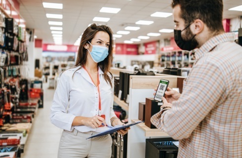 zakupy covid paszport