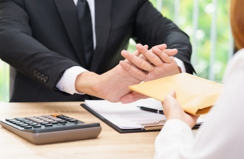 korupcja lapowka koperta