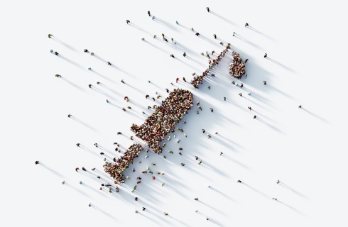 Antyszczepionkowi lekarze trafią przed sądy - rusza fala spraw