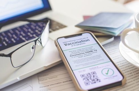 Ustawy nie będzie, pracodawcy bez dostępu do informacji o szczepieniach