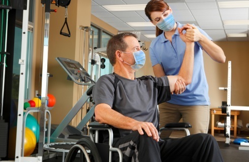 Reforma płacy minimalnej w ochronie zdrowia na ostatnią chwilę