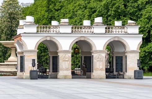 warszawa plac pilsudskiego grob nieznanego zolnierza