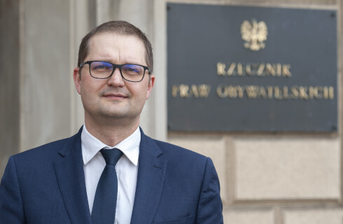 Tomasz Oklejak: Sygnaliści w służbach potrzebni, najlepiej z zewnętrzną ochroną