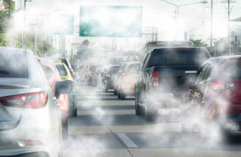 Zbigniew Ziobro chce, by TK zajął się unijnym zakazem sprzedaży aut spalinowych