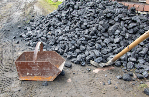 Dodatek 3 tys. zł tylko dla ogrzewających węglem - ustawa podpisana