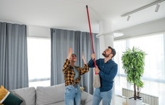 sasiedzi impreza halas