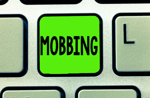 CIOP-PIB: 48,8 proc. pracowników doświadczyło cyberprzemocy osobiście