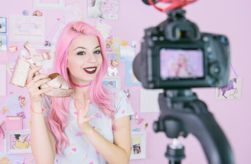 "Współpraca" to za mało - influencer ma jednoznacznie informować o reklamie