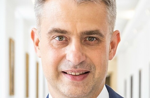 Będą pieniądze na wymianę sprzętu i oprogramowania dla JST