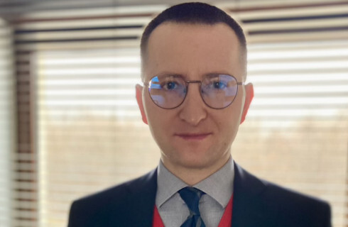 Faktyczne prawo do obrony bez udziału obrońcy jest iluzją