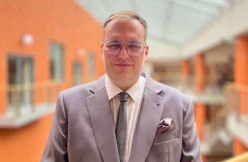 Dr Łuczak: Pracownicy zyskają prawo domagania się bardziej przejrzystych i stabilnych warunków zatrudnienia