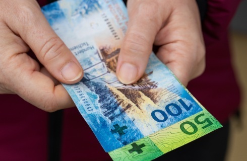 Banki otwarte na ugody, frankowicze liczą na korzystniejsze wyroki