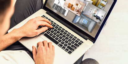 laptop dom mieszkanie