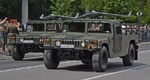 wojsko parada hummer dron