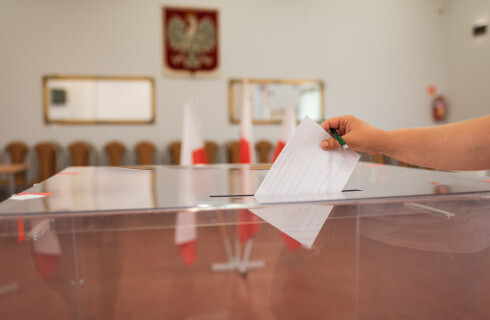 Centralny rejestr pomógł wyborcom, ale wydłużył wybory
