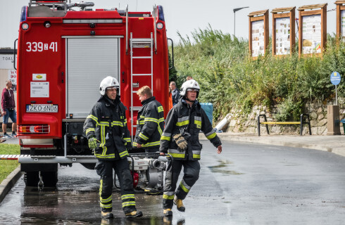 straz pozarna samochod strazacy