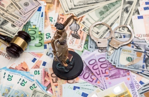 temida euro dolary mlotek kajdanki