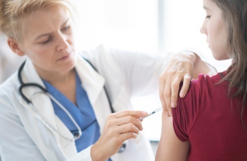 Szczepienia przeciw HPV już dla dziewięciolatków już obowiązują
