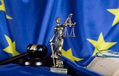 unia flaga gwiazdki temida mlotek