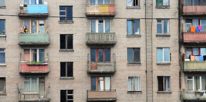 dom blok balkony stary 0001