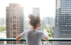 dom wiezowce balkon widok