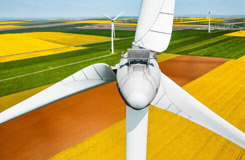 Ministerstwo Klimatu: Wiatraki 500 m od domów, nie będzie wysiedleń